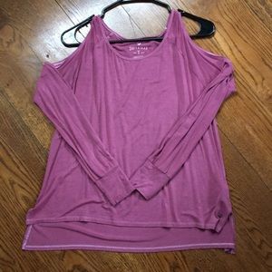 American eagle soft and sexy cold shoulder top